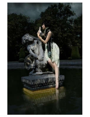 Elyse Sewell
Photo : Antoine Picard
For: Collezioni Haute Couture Magazine
