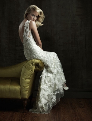 Brie Harding
Photo: Jon Moe
For: Allure Couture Bridals, Spring 2011
