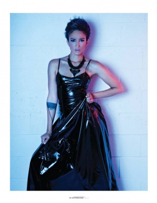 Naima Mora
Photo: Chi Lee Photography
For: The Powder Room Magazine, Issue 2
