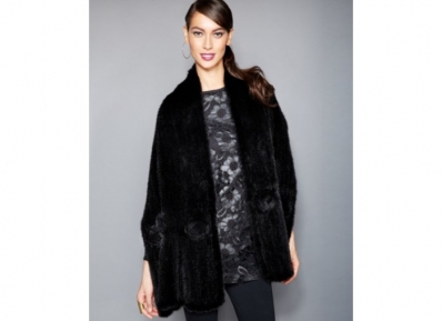 Lisa Jackson
For: Macy's | The Fur Vault
