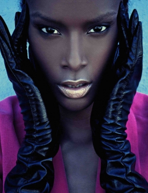 Teyona Anderson
Photo: Manny Roman
For: HUF Magazine, Issue 13

