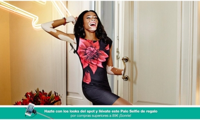 Chantelle Young
For: Desigual
