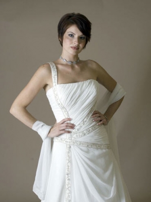 Anna Bradfield
For: Lila Couture Bridal Gowns
