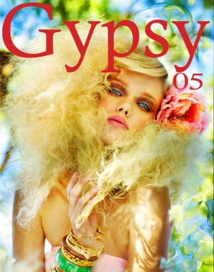 Lauren Brie Harding
Photo: Giuliano Bekor
For: Gypsy, Spring/Summer 2011

