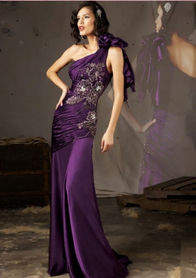 Jaslene Gonzalez
For: Mac Duggal Couture
