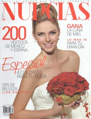 Chantal Jones
Photo: Rodrigo Cassou
For: Nupcias Magazine
