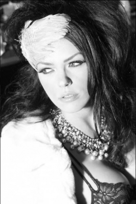 Adrianne Curry
Photo: Meredith Lovegrove
