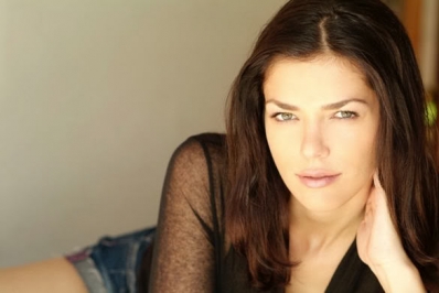 Adrianne Curry
