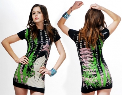 Nicole Linkletter
For: Christian Audigier
