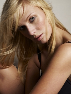 CariDee English
