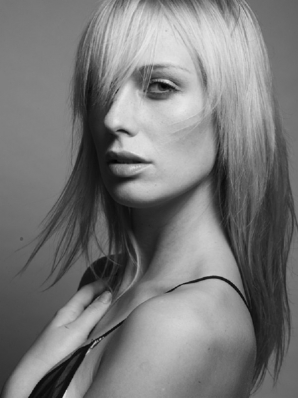 CariDee English
