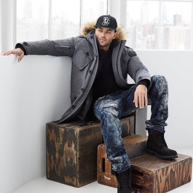 Don Benjamin
For: Rocawear
