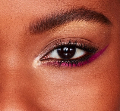 Candace Smith
For: MÂ·AÂ·C Cosmetics
