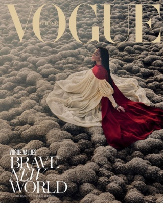 Chantelle Young
Photo: Vasilis Kekatos
For: Vogue Greece, February 2020
