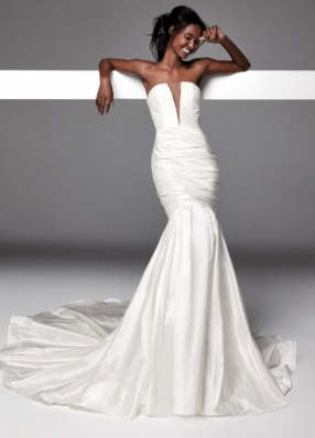 Fatima Siad
For: Alessandra Rinaudo SS20 Collection
