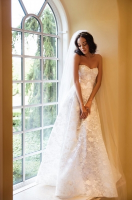 Gabrielle Kniery
Photo: Amy Anaiz
For: Kleinfeld Bridal 2021 Campaign
