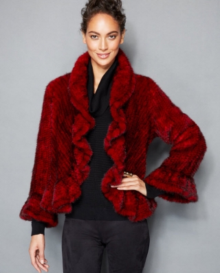 Lisa Jackson
For: Macys | The Fur Vault
