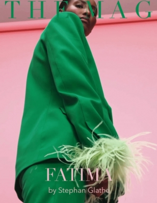 Fatima Siad
Photo: Stephan Glathe via Agency Lieblingsfotografen
For: The Mag Summer 2021
