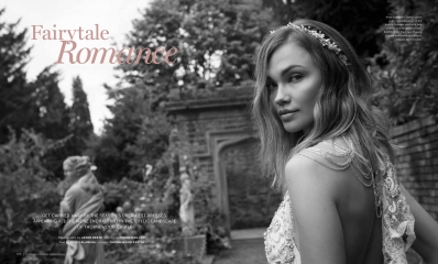 Elina Ivanova
Photo: Jason Deetz
For: Seattle Bride Magazine, Spring/Summer 2017
