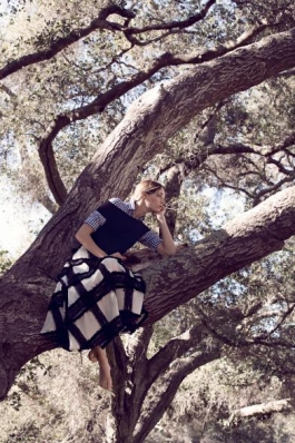 Leila Goldkuhl
Photo: Muriel Liebmann Photography
For: Annabelle Magazine
