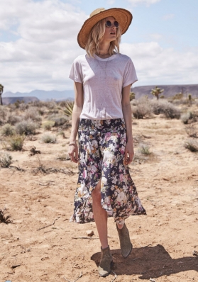 Leila Goldkuhl
Photo: Trevor King
For: Auguste the Label Desert Sky Collection
