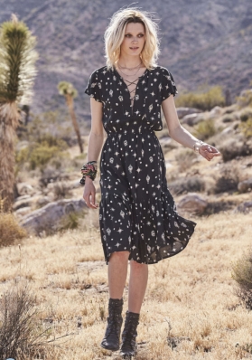 Leila Goldkuhl
Photo: Trevor King
For: Auguste the Label Desert Sky Collection
