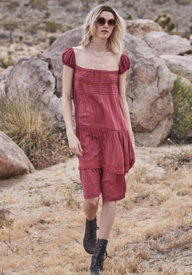 Leila Goldkuhl
Photo: Trevor King
For: Auguste the Label Desert Sky Collection
