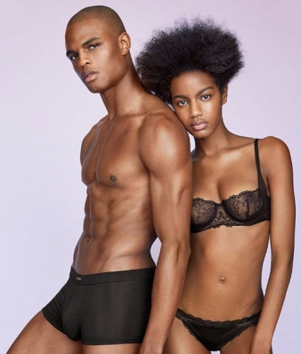 Eboni Davis
Photo: Patrick Demarchelier
For: Calvin Klein Underwear 2016 Campaign
