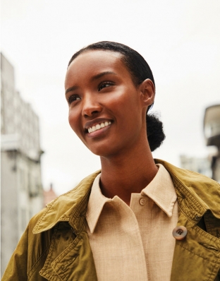 Fatima Siad
For: Clarks Shoes Comfort in Your Soul AW18 Campaign
