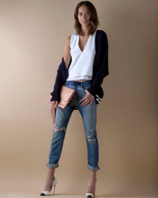 Lisa Jackson
For: Intermix Online
