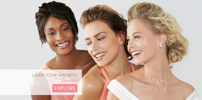 Danielle Evans
Photo: Ondrea Barbe
For: Jane Iredale 2015 Campaign
