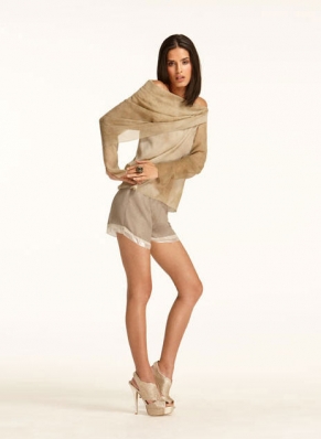 Jaslene Gonzalez
For: Suma Collection - Spring/Summer 2012
