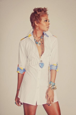 Eva Pigford
Photo: Catherine Asanov
For: Koshie O Clothing
