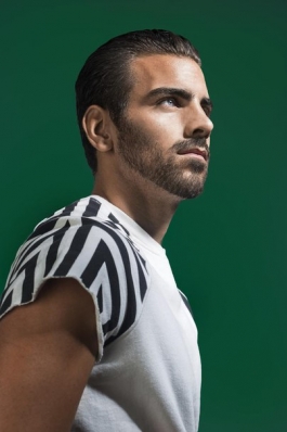 Nyle DiMarco
Photo: Eric Pietrangolare
For: MTV UK
