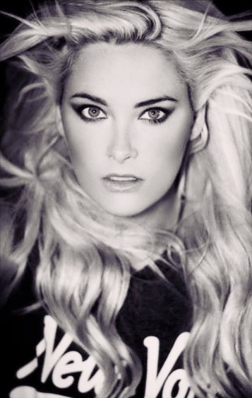 Whitney Thompson
Photo: Natalie McCray Photography
