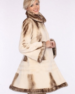 Rebecca Epley
For: Ribnick Luxury Outerwear
