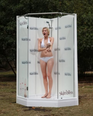 Sophie Sumner
For: Skinbliss
