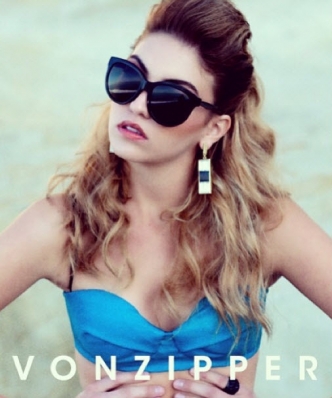 Bianca Alexa
For: Von Zipper Sunglasses
