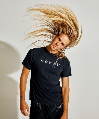 Mikey Heverly
For: Monat Gear

