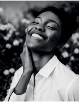 MamÃ© Adjei
Photo: Katie Levine
For: L'Officiel USA, Summer 2020
