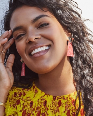 Yvonne Powless
For: Kendra Scott, Fall 2019 Collection
