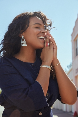 Yvonne Powless
For: Kendra Scott, Fall 2019 Collection
