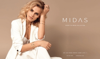 Kristin Kagay
Photo: Alain Simic
For: Midas Chain, 2019 Campaign
