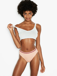 Eboni Davis
For: Victoria's Secret
