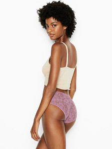 Eboni Davis
For: Victoria's Secret
