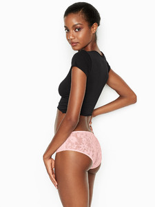 Eboni Davis
For: Victoria's Secret
