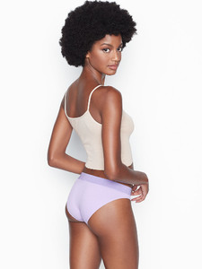 Eboni Davis
For: Victoria's Secret
