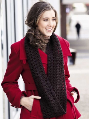 Jessica Serfaty
For: Crochet Cowls by Lisa Gentry
