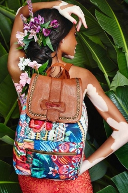 Chantelle Young
For: Desigual, Spring Summer 2015
Photo: Ane Yarza & JosÃ© LÃ³pez
