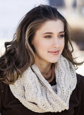 Jessica Serfaty
For: Knit Cowls by Lisa Gentry
